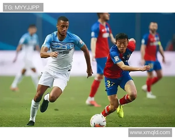 青岛黄海与广州富力对决裁判组全解析赛场公正性与判罚标准探讨