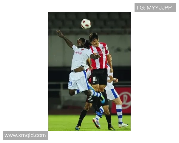 成都足球队在钻石联赛中的逆袭之旅与辉煌成就全景回顾 成都足球队在钻石联赛中的逆袭之旅与辉煌成就全景回顾